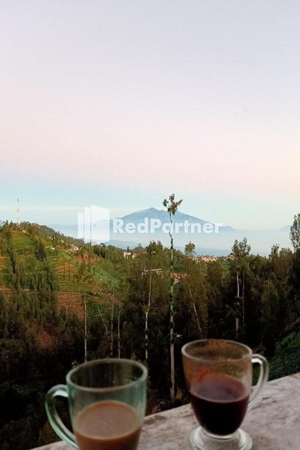 Bromo Indah Lestari Homestay Mitra Reddoorz Pasuruan Exterior photo